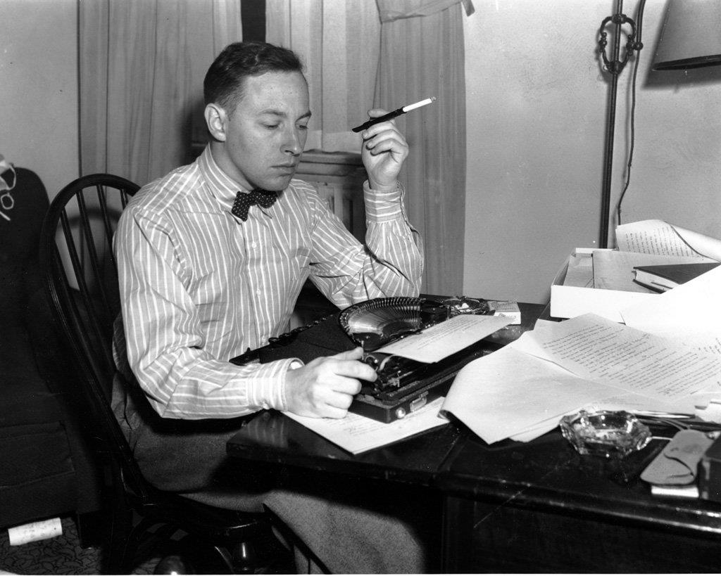 There comes a time when you look into the mirror and you realize that what you see is all that you will ever be. And then you accept it. Or you kill yourself. Or you stop looking in mirrors. - Tennessee Williams