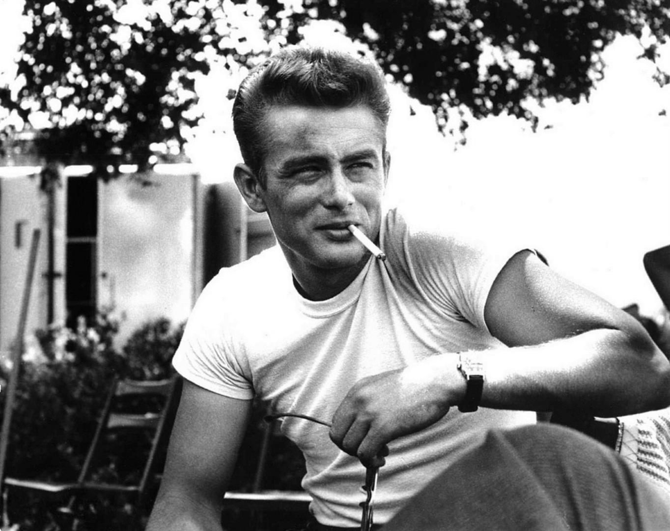 Dance as if no one's watching, Love as if it's all you know, Dream as if you'll live forever, Live as if you'll die today. - James Dean