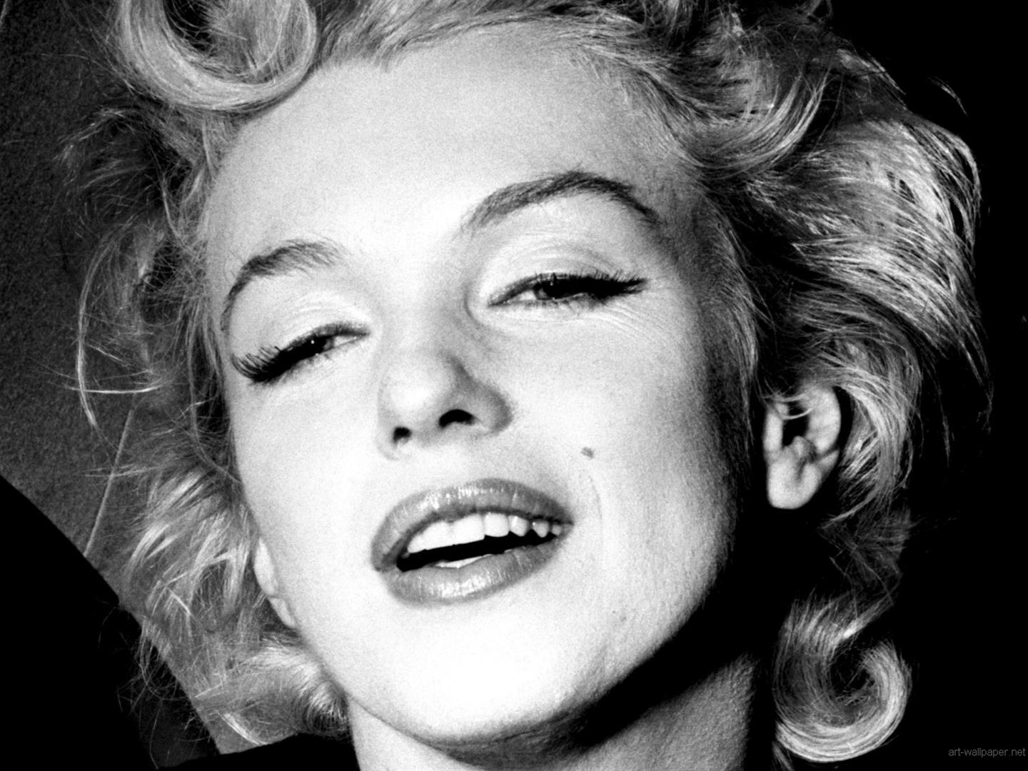 All little girls should be told they are pretty, even if they aren't. - Marilyn Monroe